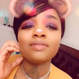 Meet your Posher, Khadijah